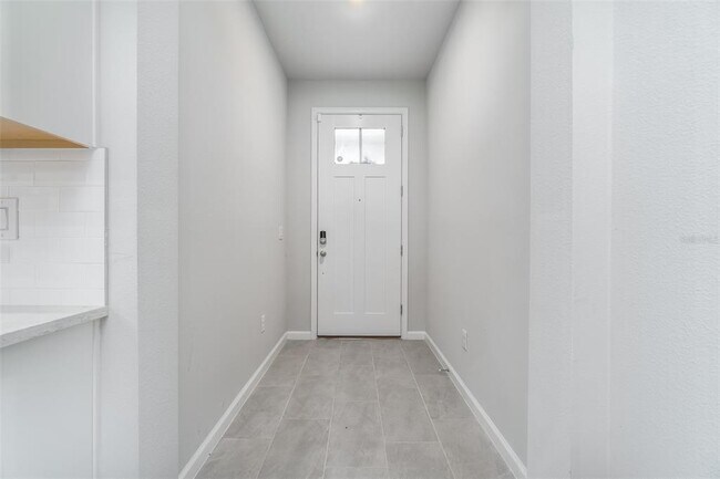 Foto del edificio - 8518 Primrose Willow Pl
