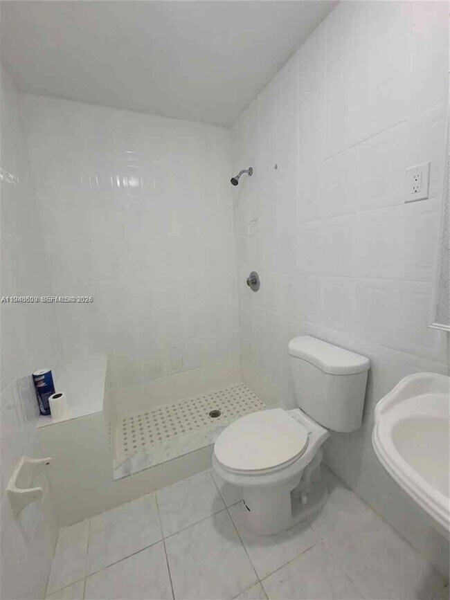 Foto del edificio - 12305 SW 42nd St