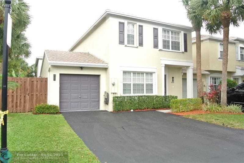 Primary Photo - 6001 Red Plum Ct