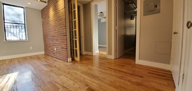 Foto del edificio - 225 W 146th St