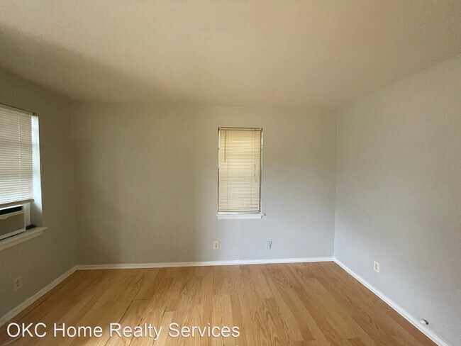Building Photo - 1 br, 1 bath House - 2768 1/2 Northwest 17...