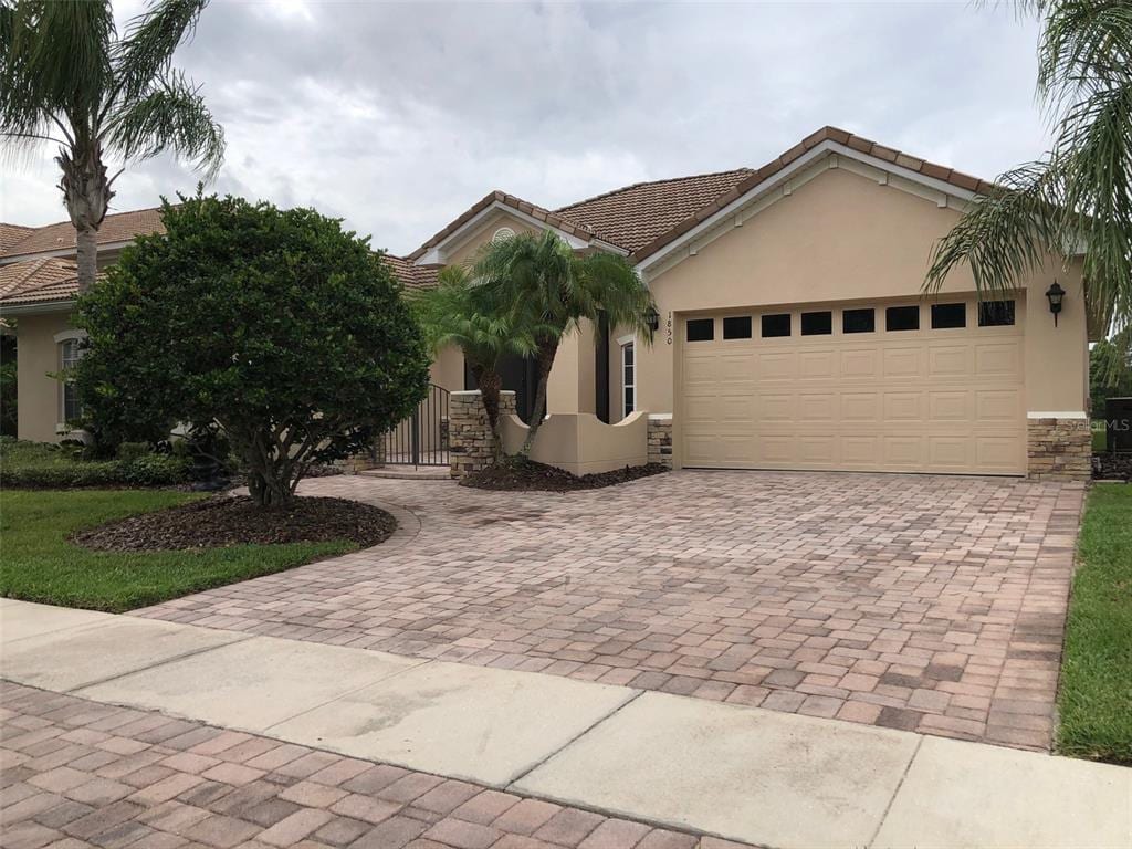 1850 Windward Oaks Ct