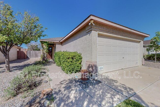 Building Photo - 3473 Martin Meadows Dr NE