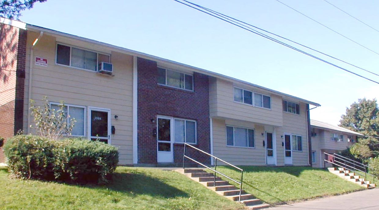 Primary Photo - Fairways Apartments