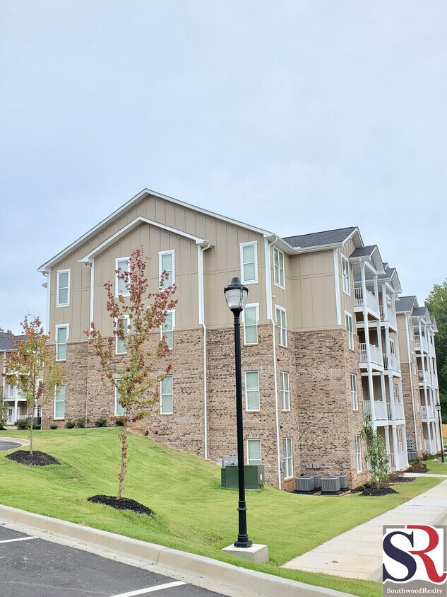 Rosewood at Clemson Apartments in Central, SC