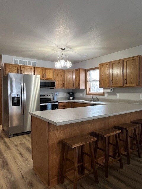 Foto del edificio - 422 N Hester St