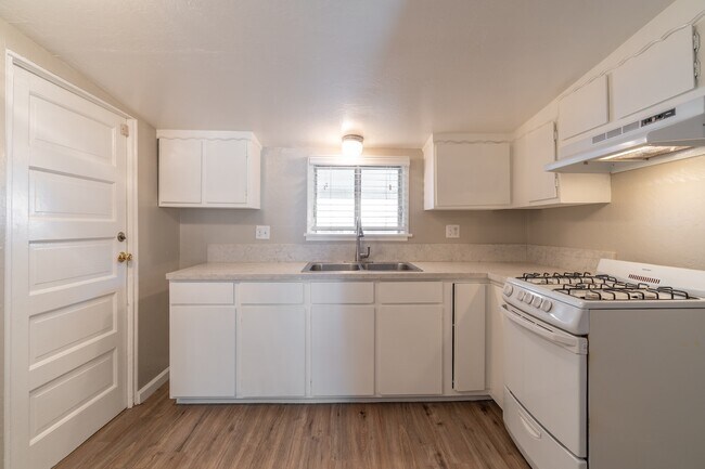 Foto del edificio - 329 Alvarado Street, Unit C