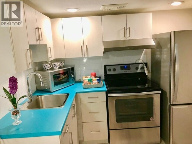 Photo du bâtiment - 6486 Bruce St