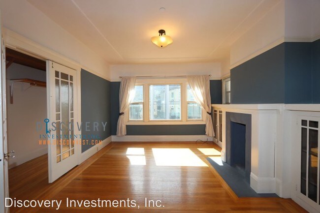 Building Photo - 2107 Hearst Ave