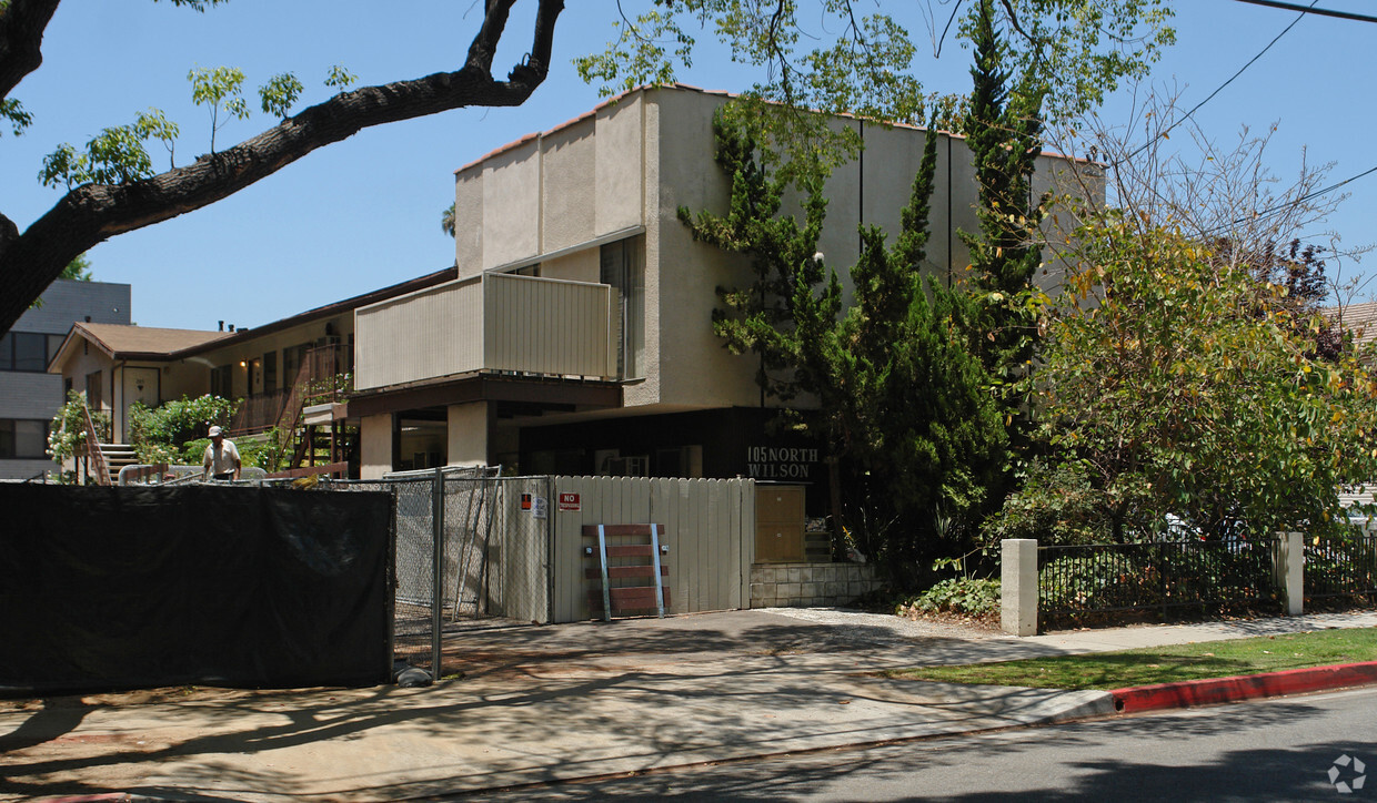 Primary Photo - 105 N Wilson Ave