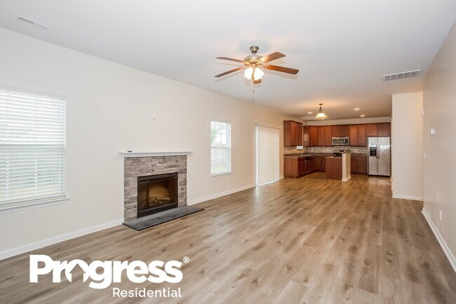 Foto del edificio - 4039 Clover Rd NW