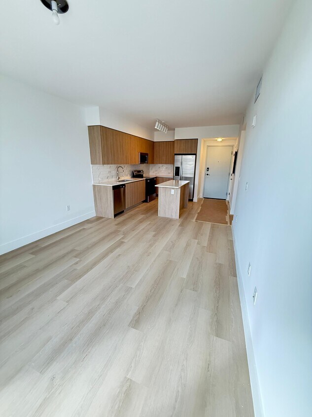 Foto principal - 2533 NE 183rd St