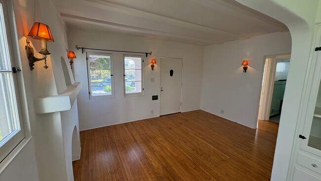 Foto del edificio - 1621 California Ave