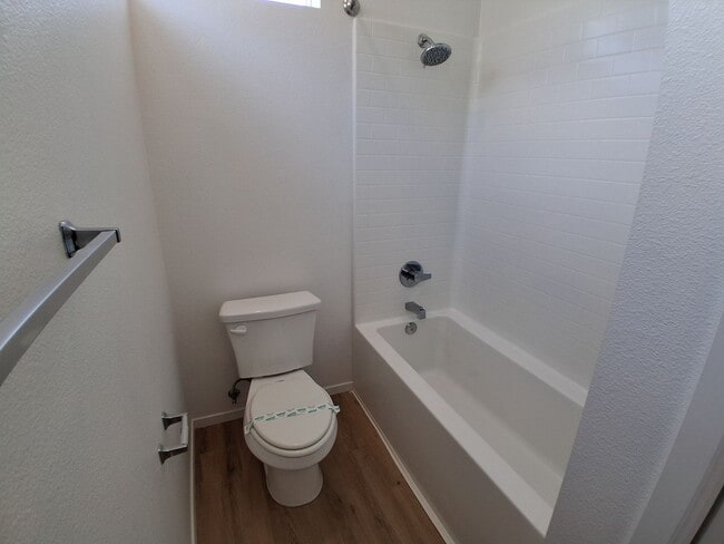 Foto del interior - Division & Highland Rowhomes