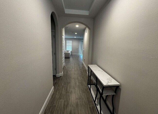 Photo - Modern Living in Winter Garden – 4 Bedrooms with Smart Layout Apartment