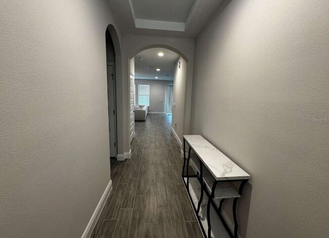 Building Photo - Modern Living in Winter Garden – 4 Bedrooms with Smart Layout