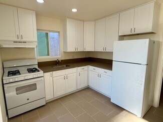 Building Photo - 3339 45th St