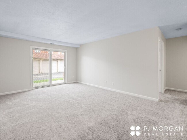 Foto del edificio - 2 Bedroom, 2 Bathroom Condo