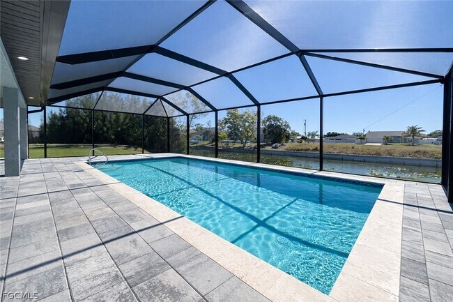 Foto del edificio - 224 SE 13th Terrace