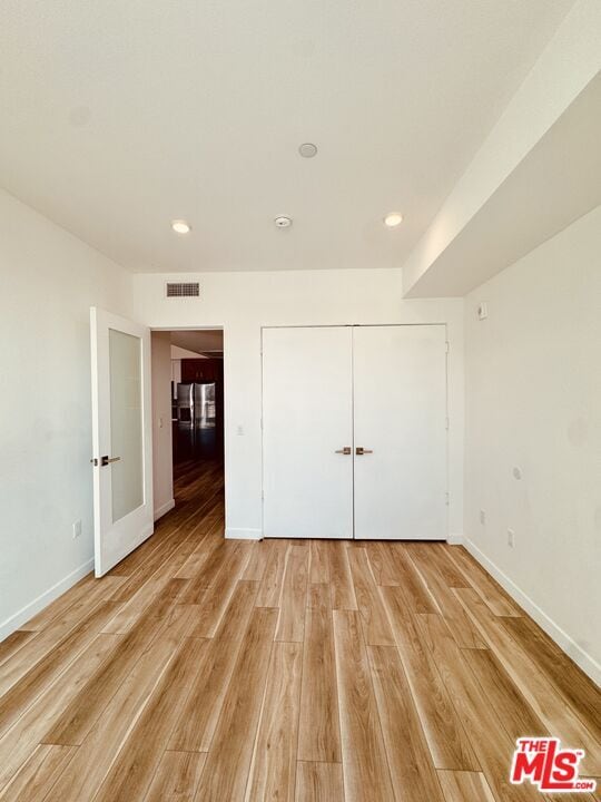 Foto del edificio - 252 N Hoover St