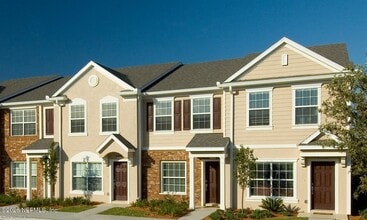 Building Photo - 8102 Summer Gate Ct