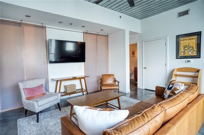 Foto del edificio - 620 Glen Iris Dr NE