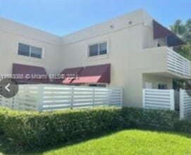 Building Photo - 567 NW 98th Ave