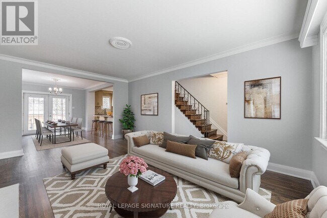 Photo du bâtiment - 150 Davisville Ave