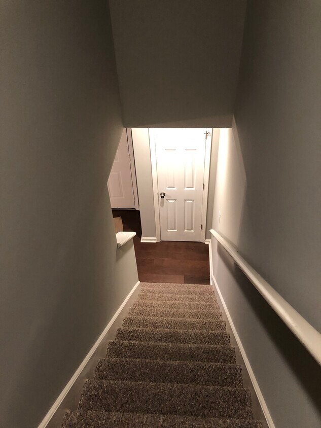 Foto principal - 110 Creekwood Ave