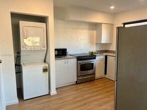 Building Photo - 98 NE 71st St