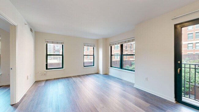Interior Photo - 1301 Thomas Circle