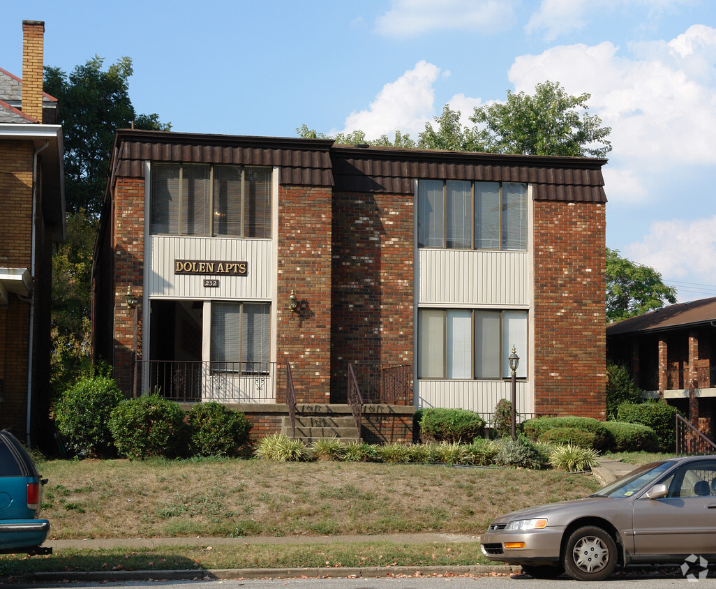 Primary Photo - dolen apartments