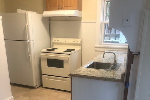 Kitchen - 9 S Ford Ave