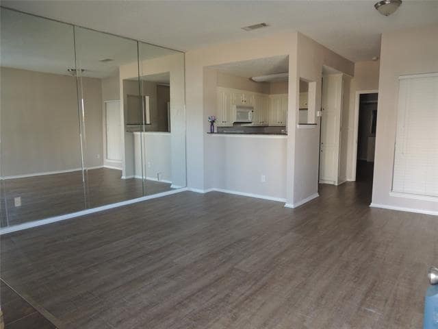 Building Photo - 3125 Sondra Dr