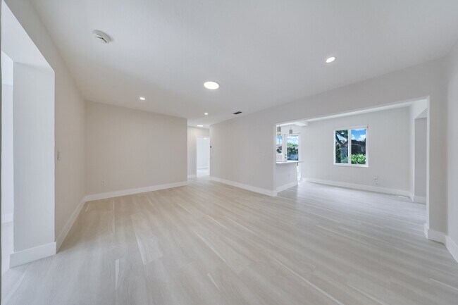 Foto del edificio - 4420 SW 4th St