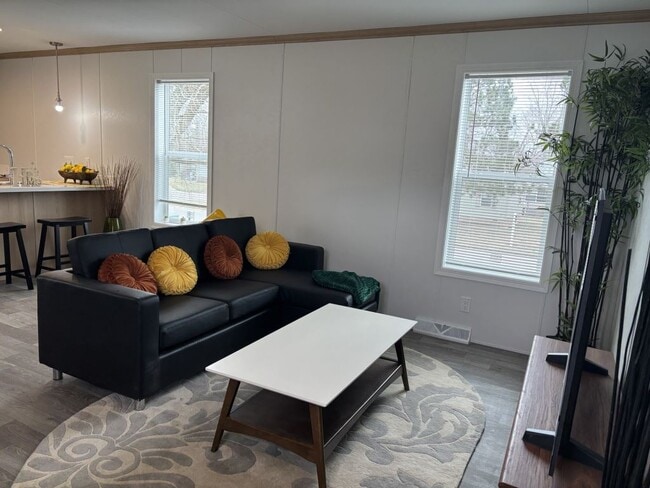 Building Photo - 530 Cimarron