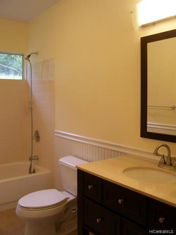 Building Photo - 44-98-98 Ikeanani Dr