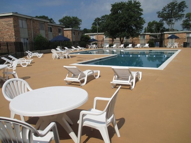 A GREAT DAY TO RELAX BY THE POOL - Riverbend Residences