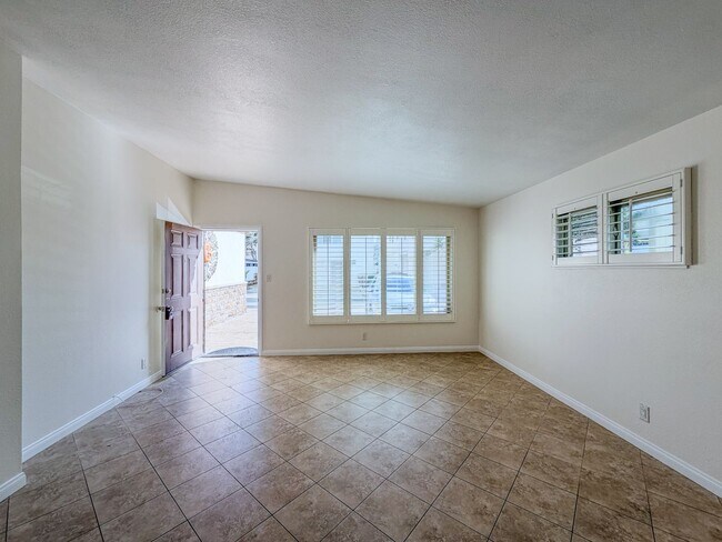 Foto del edificio - 1065 Belfast Ln