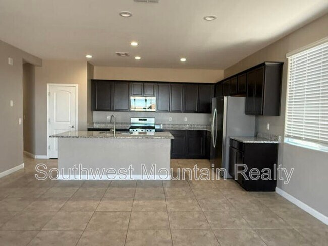 Foto del edificio - 2226 N Comiskey Dr