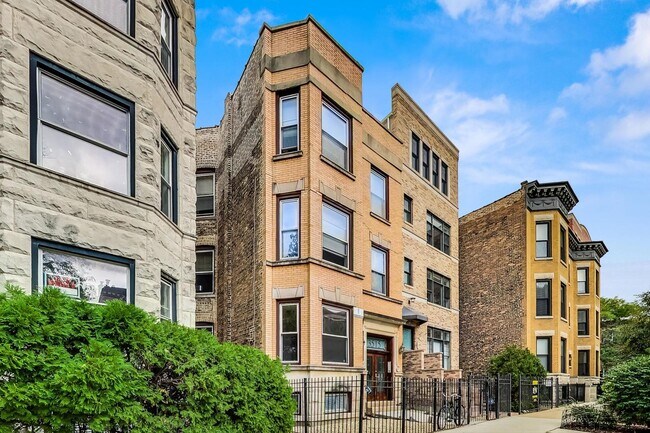 Foto del edificio - 3515 N Wilton Ave
