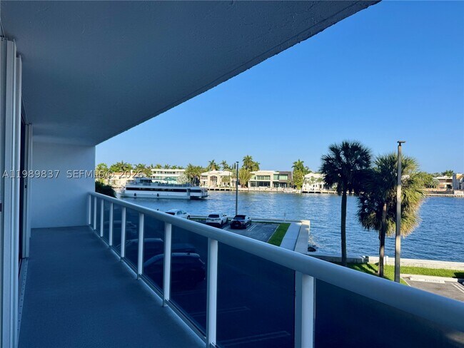 Foto del edificio - 20515 E Country Club Dr