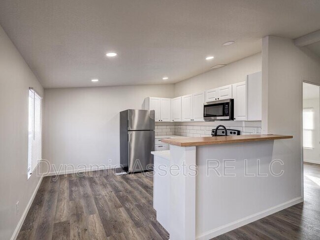 Foto del edificio - 403 N Walnut St