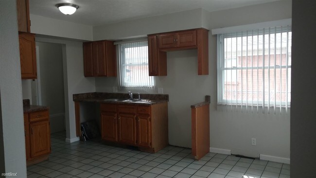 Foto del edificio - 1917 Northover Rd