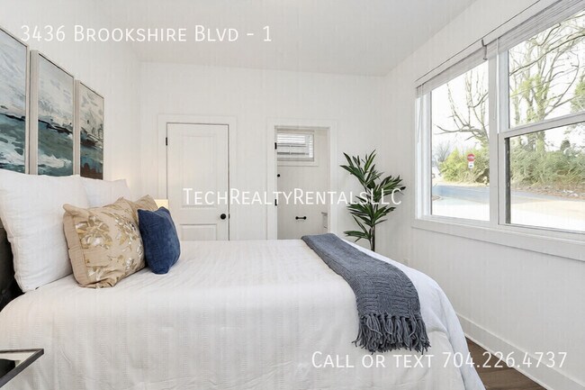 Foto del edificio - 3436 Brookshire Blvd