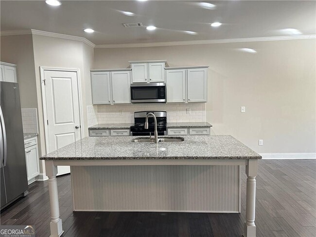 Building Photo - 2045 Wheylon Dr