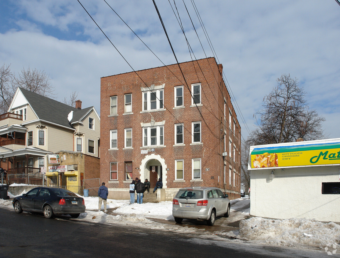 Foto principal - 202-204 Mather St