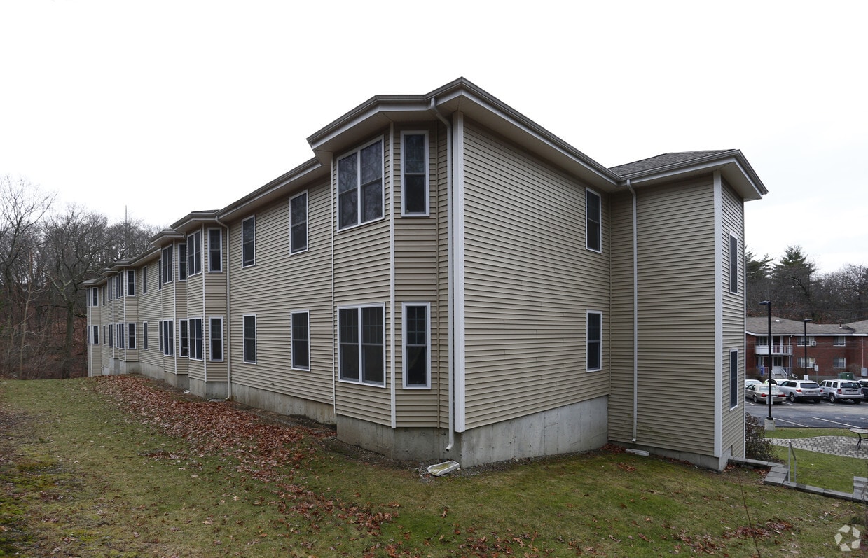 Building Photo - Harts Hill Heights