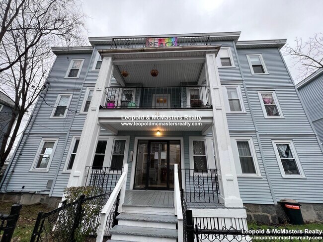 Building Photo - 34 Lourdes Ave