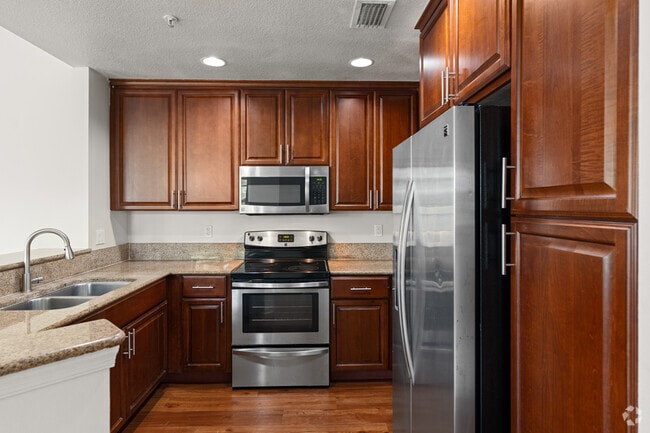 3 habitaciones, 2 baños - 1588 pies cuadrados - Cocina - Bridgewater at Lake Osborne